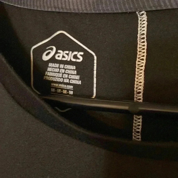 Asics Medium Mens  Workout Shirt - Picture 4 of 5